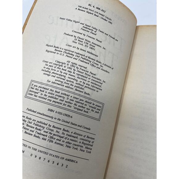 Sweet Valley Twins 1990's Lot of 4 Paper Back Books Francine Pascal Writing - Picture 3 of 9